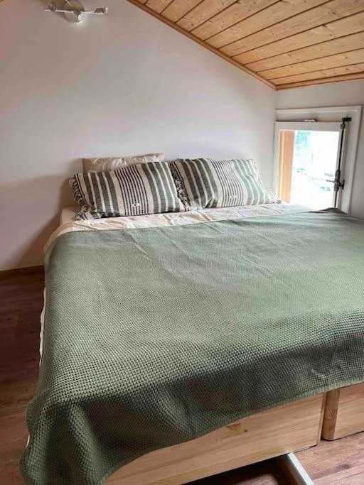 Bijou Loft - Charming Loft On Thun Near Interlaken Merligen